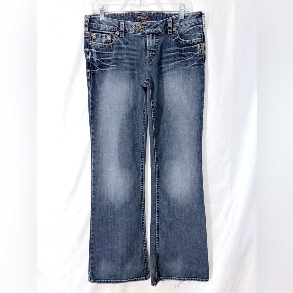 Silver “Tina” Slim Fit Flare Mid Rise Stretchy Figure Flattering Jeans Size 32 - Picture 2 of 14